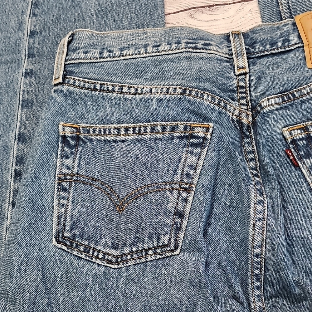 Levi's 30x32 Vintage Straight Blue Jeans, Button Up - Picture 12 of 14